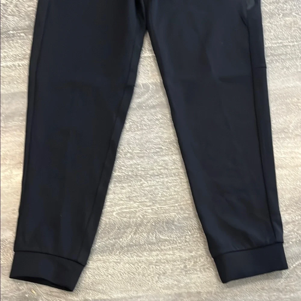 New Men’s Old Navy Black Fleece Joggers Medium